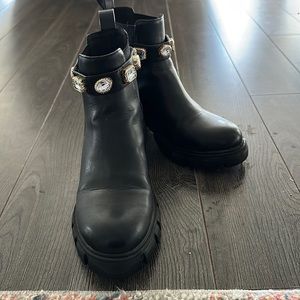 Steve Madden Amulet Boot